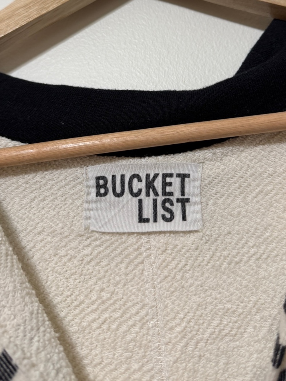 BUCKETLIST French Terry Colorblock Polo Sweater Size Medium Ivory Black Boho - Picture 3 of 8